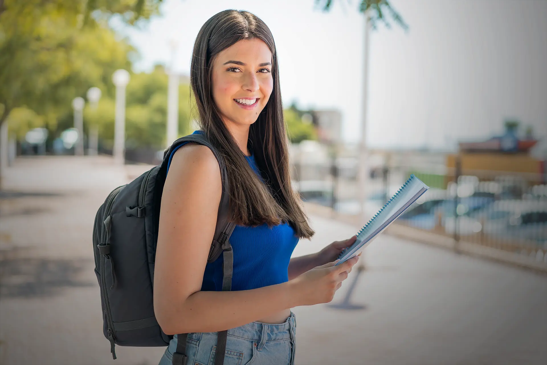 Thumbnail - Educação